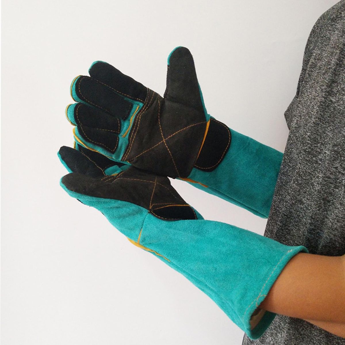 Pet Bite Resistant  Animal Handling  Training  Green