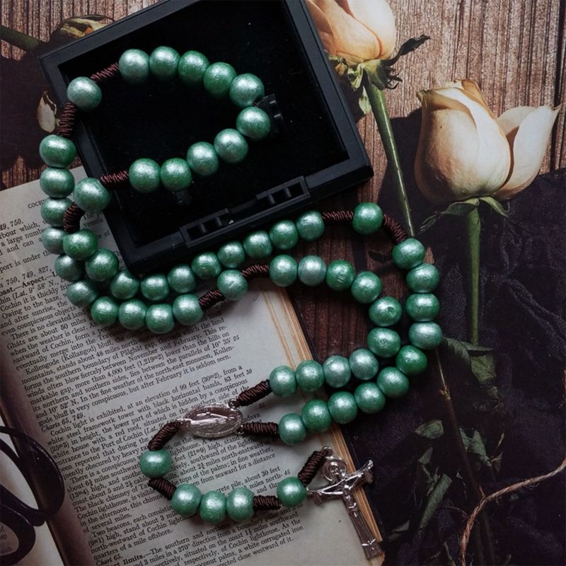 R2LD Green Catholic Wood Rosary Necklace Beads Holy Figure