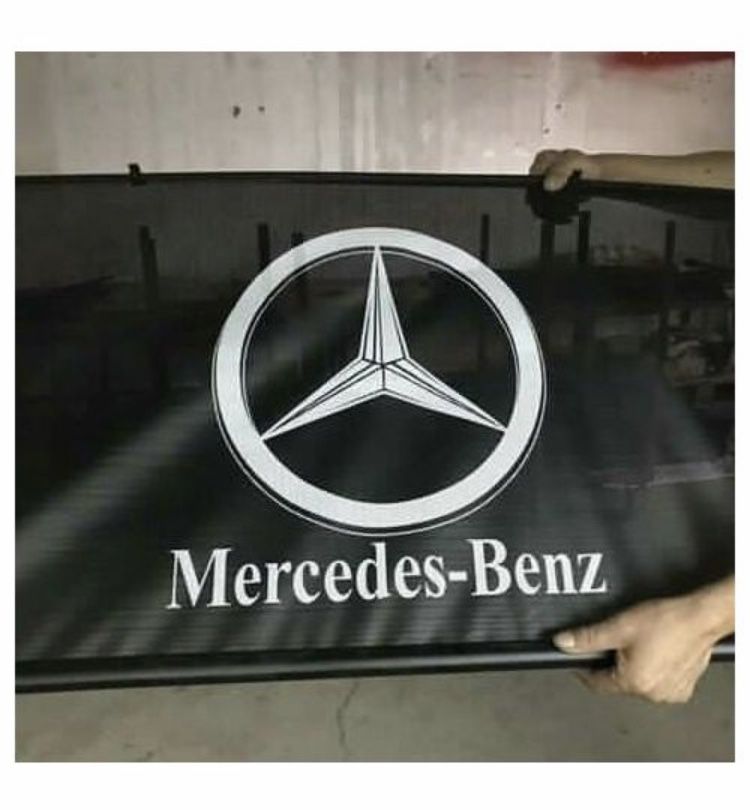 Mercedes Benz Rear Windscreen Sunshades/curtain