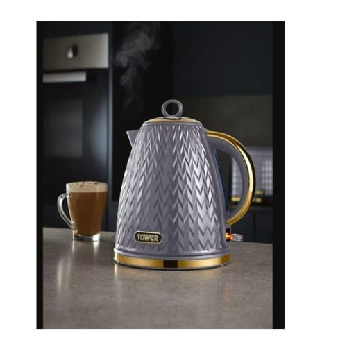 1.7L Pyramid Kettle