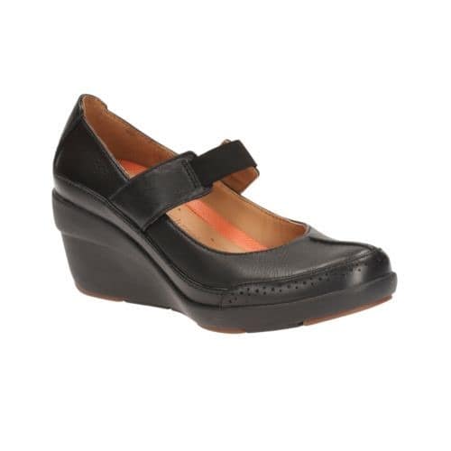 Un Chelsea Black Leather Bar Shoes