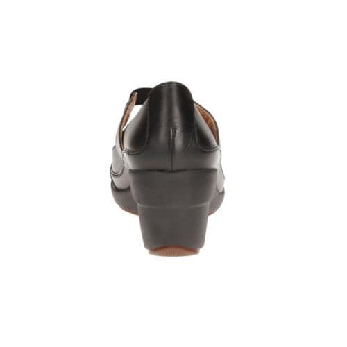 Un Chelsea Black Leather Bar Shoes