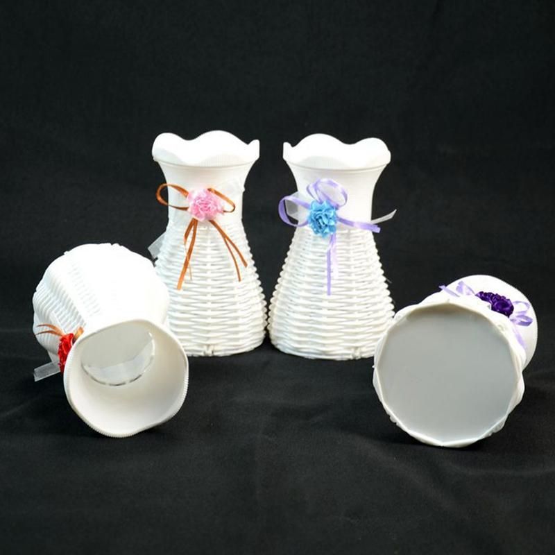 Plastic Rattan Simulation Vase Dried Flower Basket-White