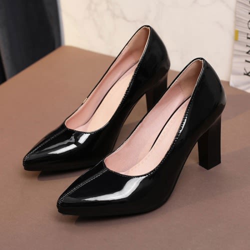 Block Mid Heel Cooperate Cover Shoe