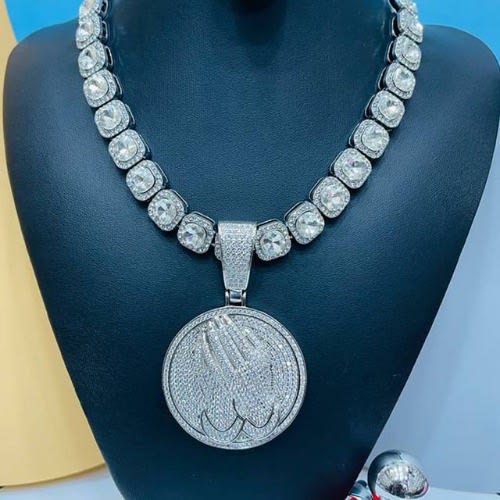 Tennis Chain With Pendant