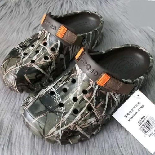 Patterned Offroad Sport Crocs - Brown
