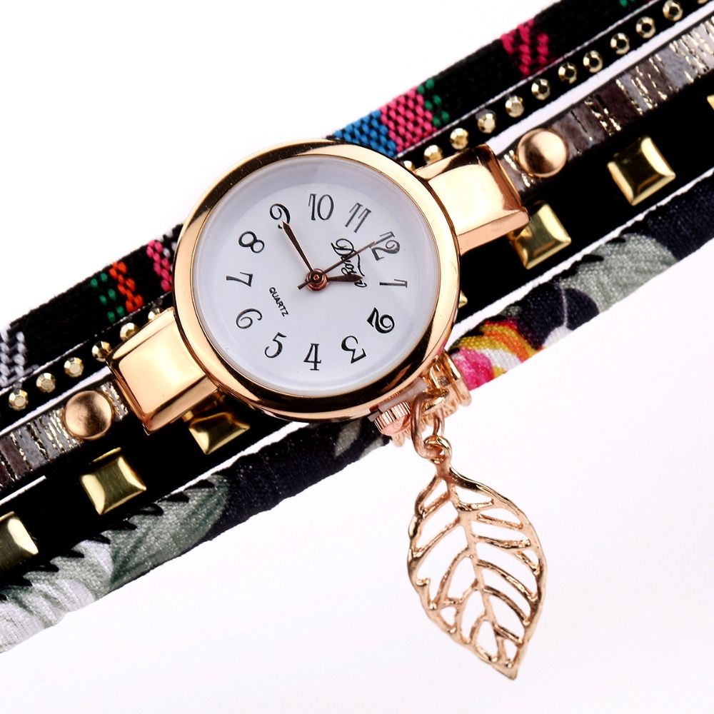 Ladies Quartz Bracelet Watch With Leaf Shape Pendant(Black)