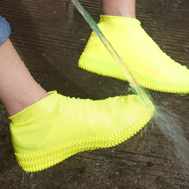 1 Pair Kids Adult Waterproof Anti-skid  Reusable-Black