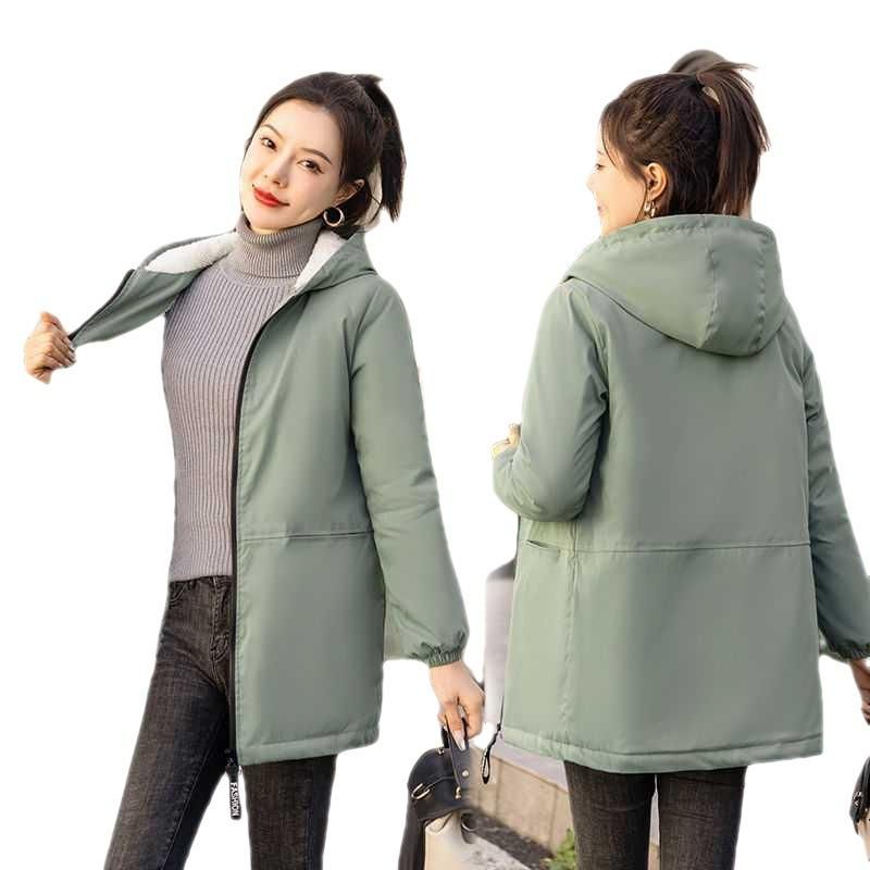 Plush and thickened mid length trench coat for women 2021 new autumn/winter Korean version, small