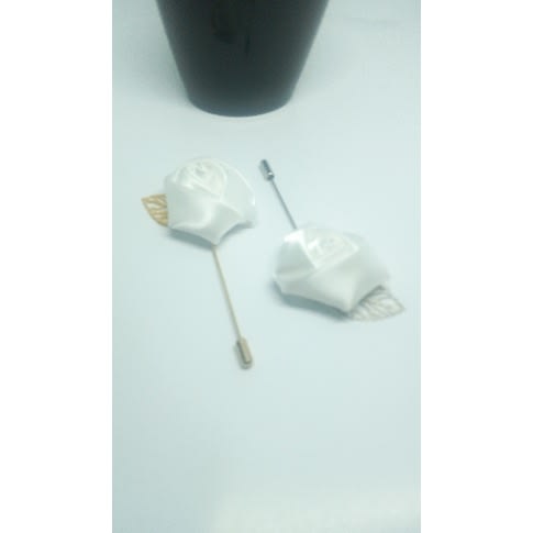 White Lapel Brooch With Gold Leaf +free Box