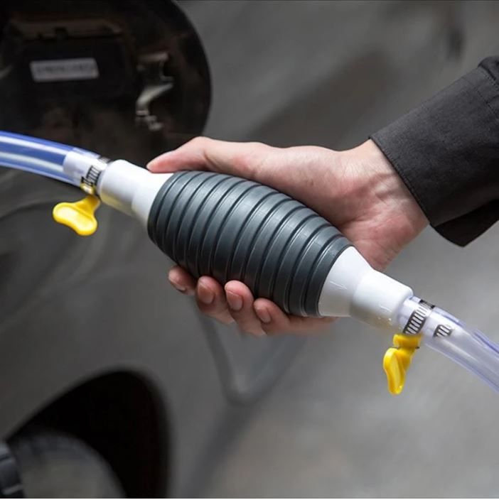 Car Tank Sucker Petrol Oil Transfer Car Pump With 150cm Hose Manual Pump