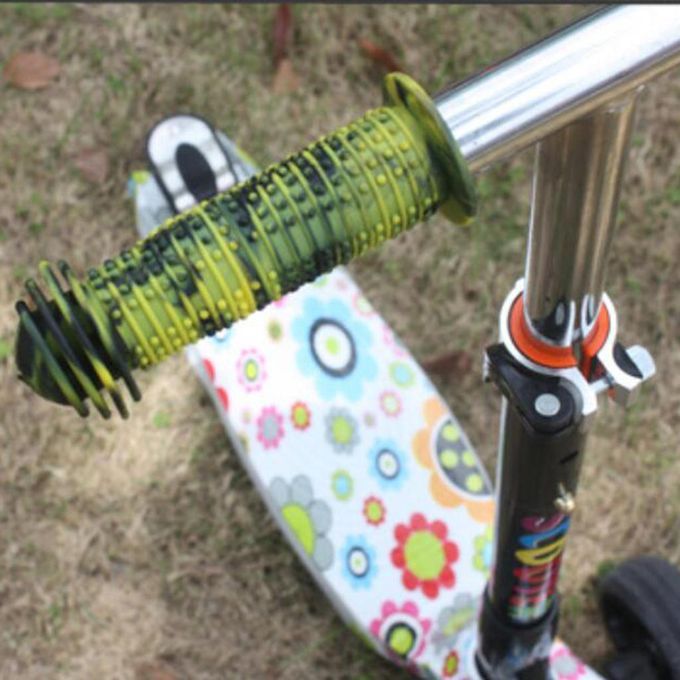 Grips Scooter Mushroom Style Bar Grip Rubber C Type- Yellow-black