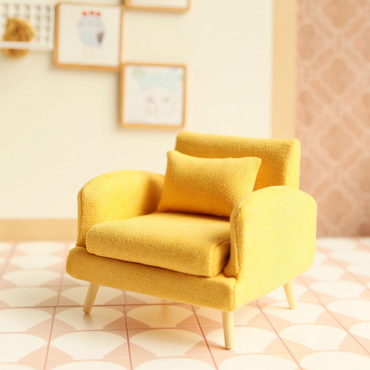 1/12 Dolls House Single Sofa Dollhouse Miniature Furniture Sofa Chair Armchair for Dollhouse Decoration Toy Yellow