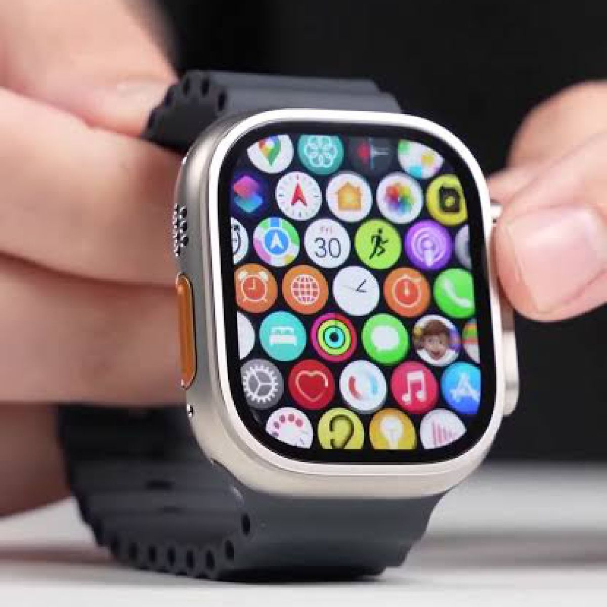 Series 8 Smart Watch Using Bluetooth For Calls And Messages