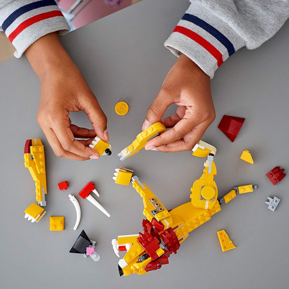 Creator 3in1 Wild Lion 31112 Toy Building Kit (224 Pcs)
