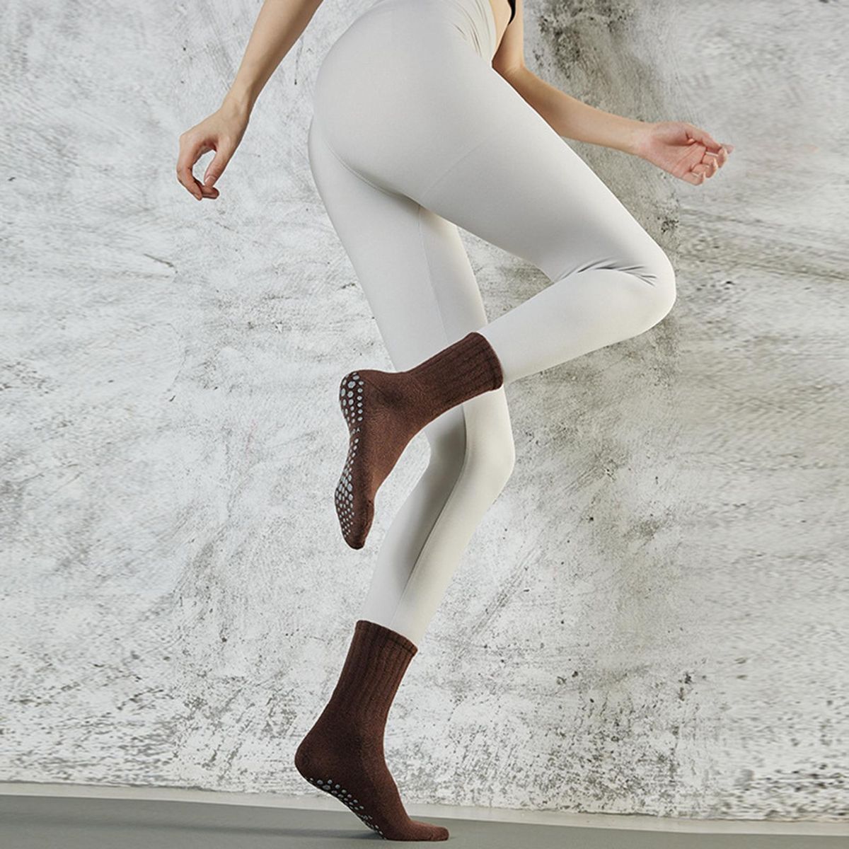 1 Pair Mid Tube Socks Autumn And Winter Long Yoga Socks Coffee