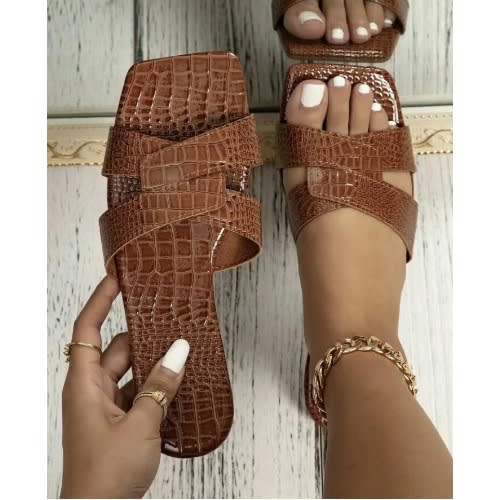 Female Leather Slippers - Brown