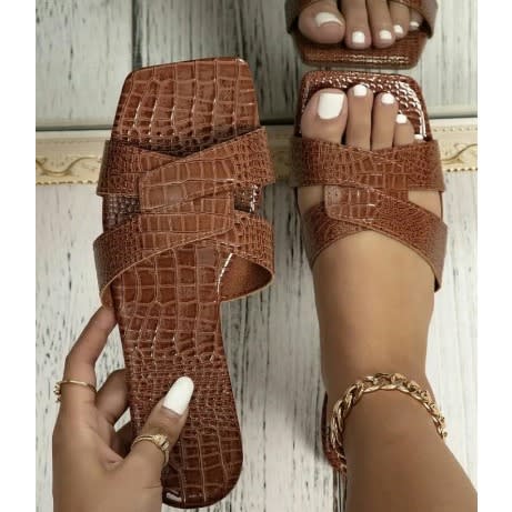 Female Leather Slippers - Brown
