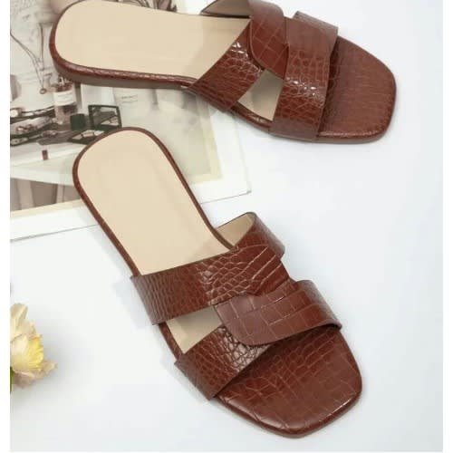 Realwon Female Skin Leather Slippers- Brown