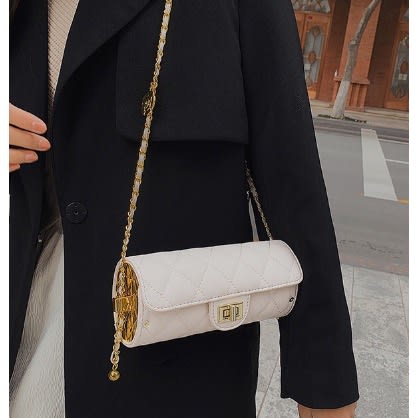 Quilted Sausage Leather Purse - White