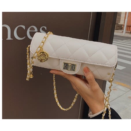 Quilted Sausage Leather Purse - White