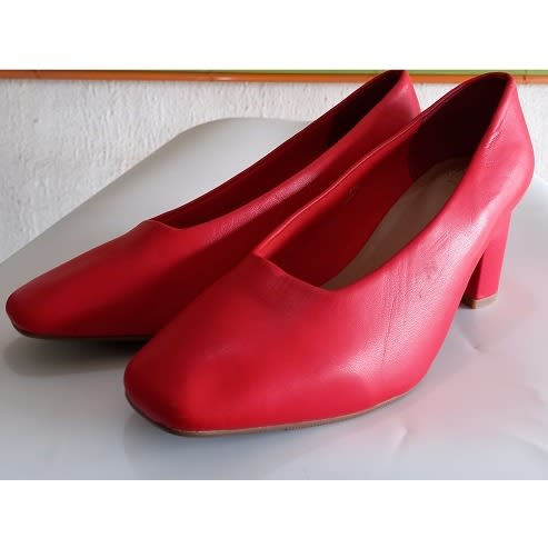 Uk Court Shoe - Red