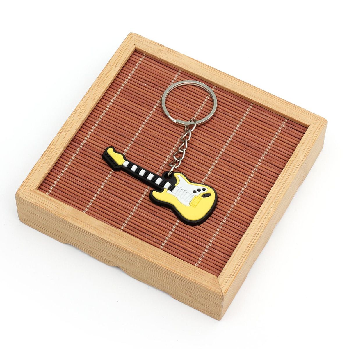 2x Electric Guitar Keychain Car Key Chain Handbag Electric Guitar