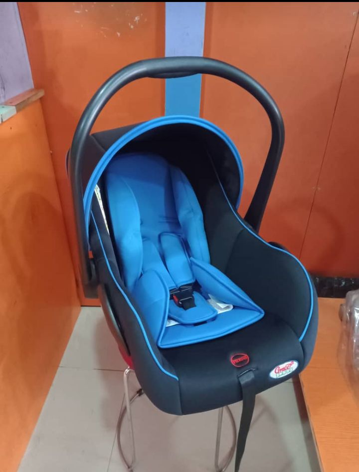 3 In 1 Baby Protective &Safety Car Seat/Carrier & Rocker