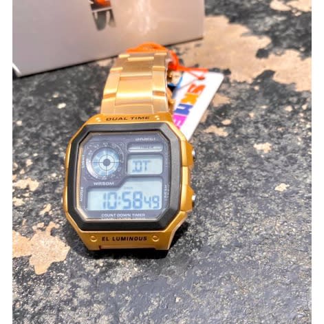 Men's Chronograph Wrist Watch - Gold