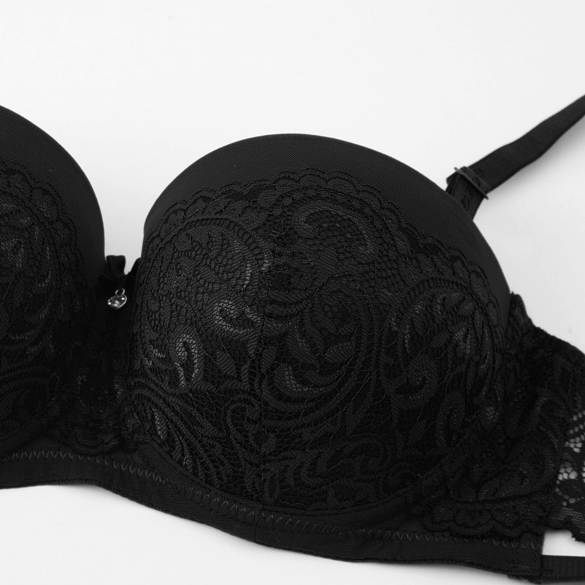 Plus Size Underwire Comfortable Lace Design Bra For Women