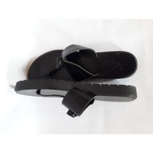 Women's Flat Slipper - Black