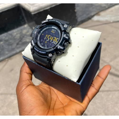 Men's Bluetooth Rubber Strap WristWatch - Black