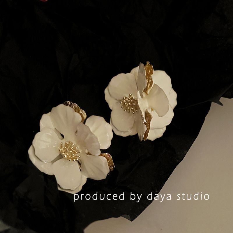 2 Pairs Camellia Three-dimensional Drop Glaze Flower Earrings