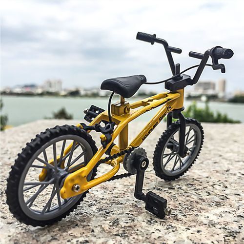 Creative Alloy Miniature Metal Racing Finger Bicycle Bike Model Toy Board Game Home Desktop Ornaments Gift