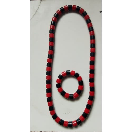 Traditional Neck Bead With Bracelet