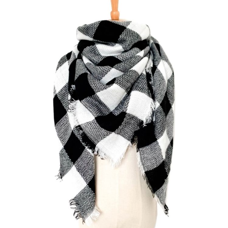 Checkered Pattern Ladies Scarf, Size:140 X 140cm