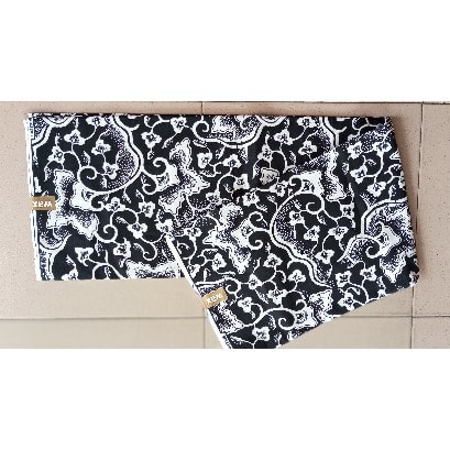 Non-bleeding Guaranteed Ankara With Flowers Print - 6yards - Black And White