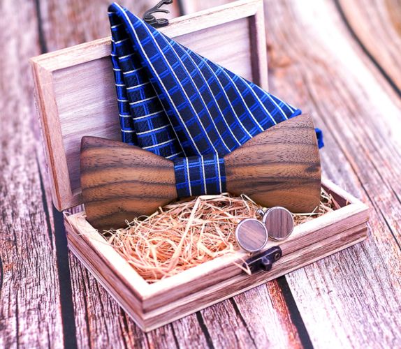Engraving Wooden Bow Ties Handmade Butterfly Men Ties Wood Bowtie Gravata Cufflink Handkerchief Set Wooden Box