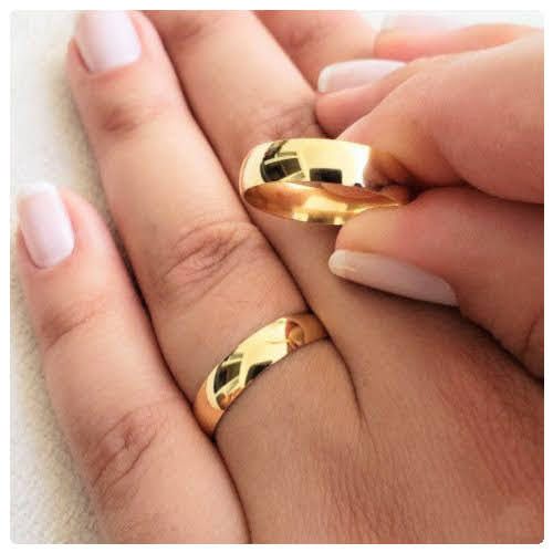 3pc. 6mm/4mm Width Stainless Steel Gold Tone Engagement Wedding Ring Set