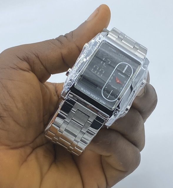 Stainless Silver Water Resistance Men's Wrist Watch