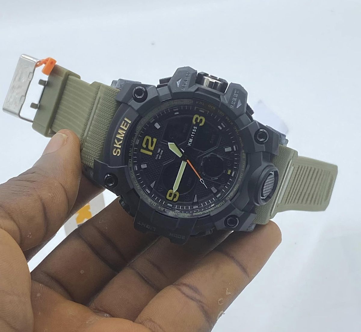 Water Resistance Rubber Strap Green Men's Wrist Watch