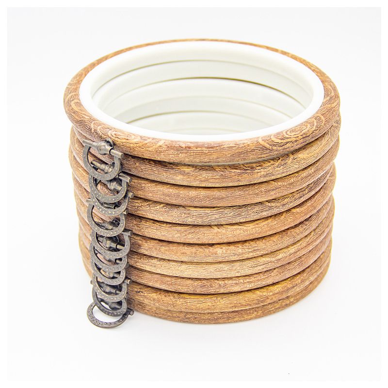 Sewing Tool Round Bamboo Embroidery Hoops Frame Set DIY CrossStitch Needle Craft Tool Plastic Embroidery Hoop Rings Retro Craft 18.5x25.5cm