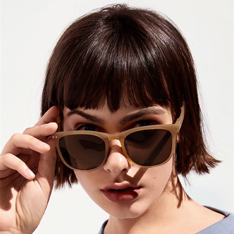 New Unique Foldable Sunglasses With Free Protection Case