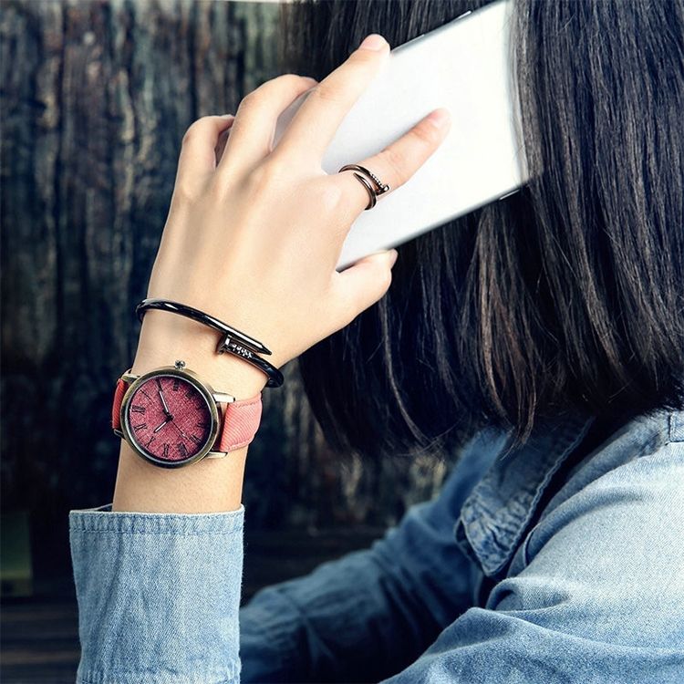Denim Design Leather Strap Quartz Watches(Brown)