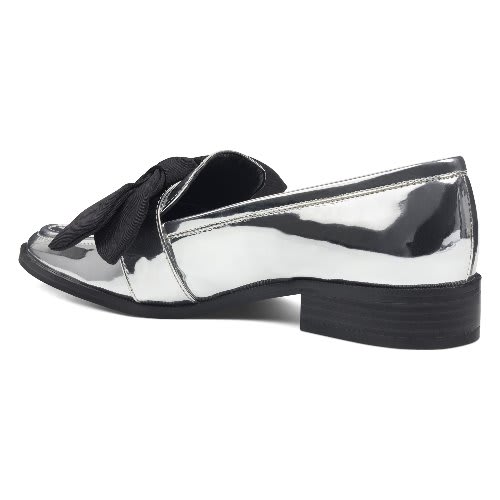 Weeping Bow Loafers-silver Patent