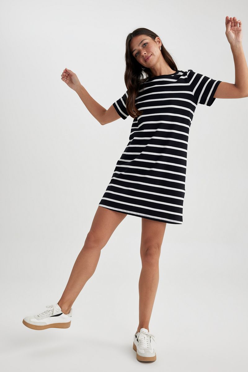 Woman Young C Neck Short Sleeve Knitted Dress - Black