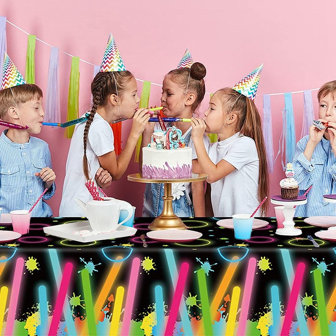3Pcs Glow Party Tablecovers Noen Plastic Tableclothes for