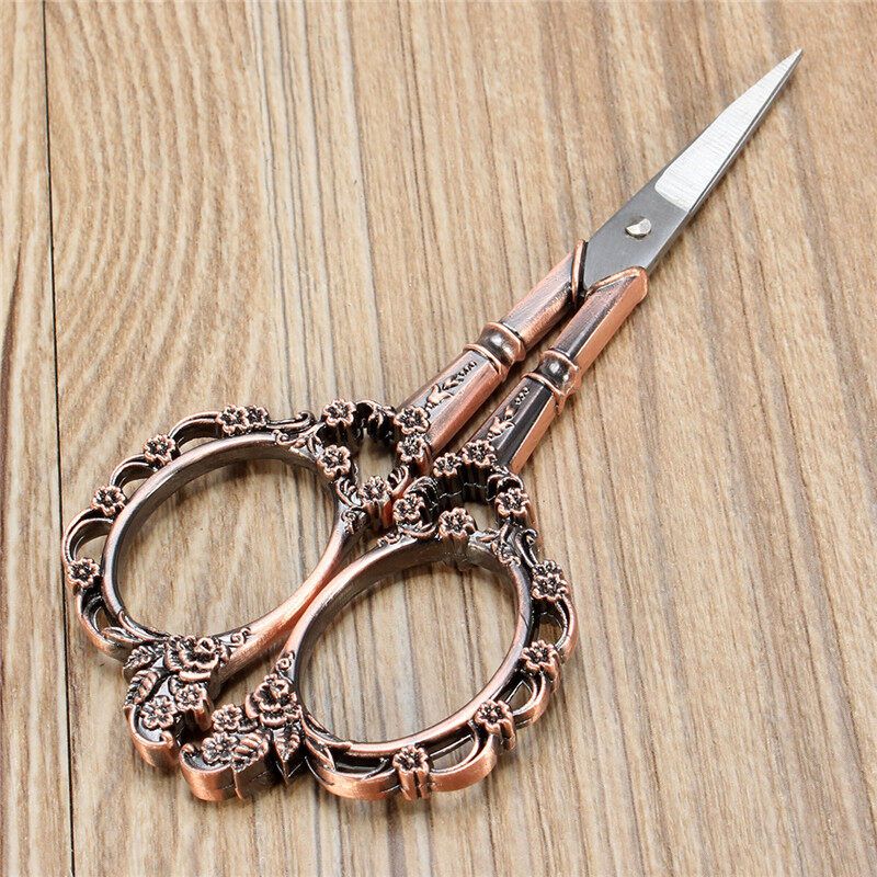 Vintage Style Scissors Flower Pattern Antique Silver Tone Sewing Artwork Embroidery Stationery Silver Style A Retro Bronze