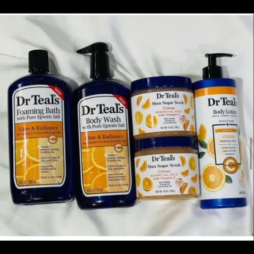 Dr Teals - Body Care Set - Bath -710ml - Lotion- 500ml  & Scrub 538g