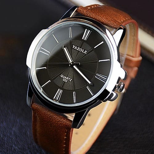 Men Leather Wristwatch